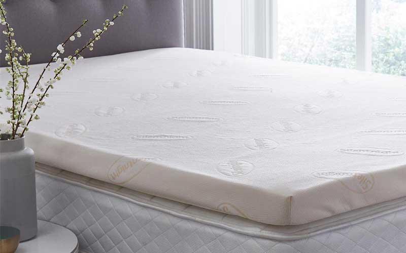 Silentnight Impress memory foam mattress topper