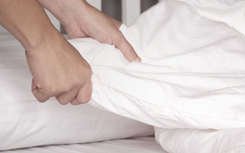 how to clean a mattress