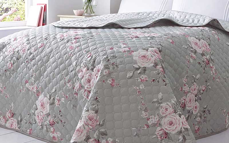 Catherine Lansfield Canterbury bedspread