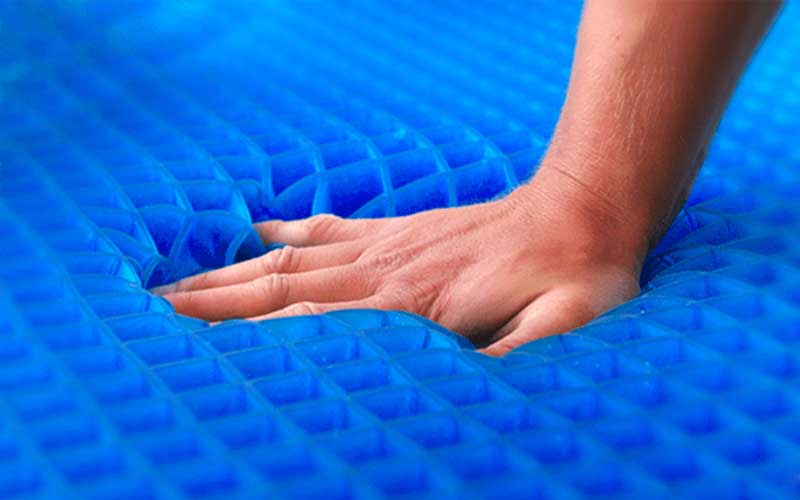 What are the benefits of a gel mattress?