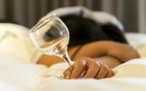 does alcohol affect sleep