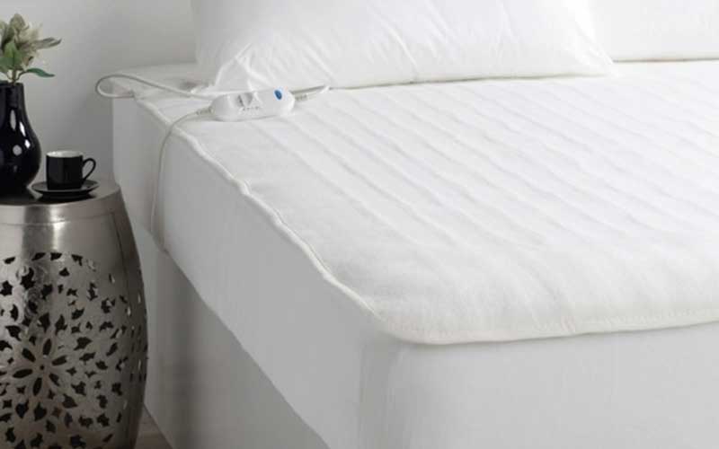 Can you use a mattress protector with an electric blanket?